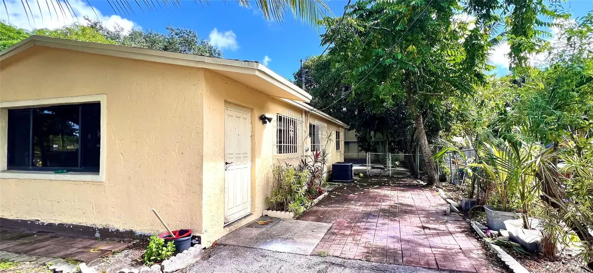 Photo 2 at 6000 NW 41st Terrace, North Lauderdale