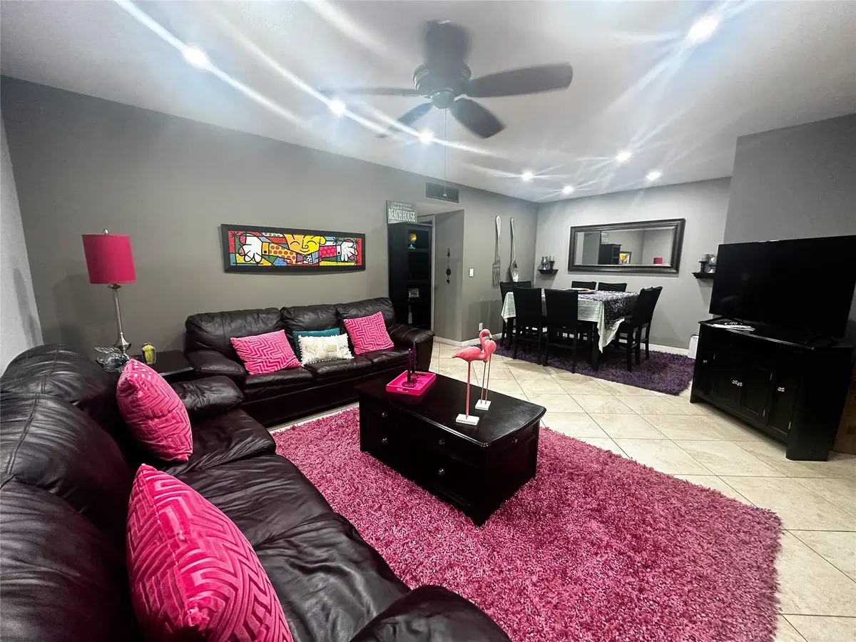 Photo 3 at 2400 S Ocean Drive 314, Hollywood