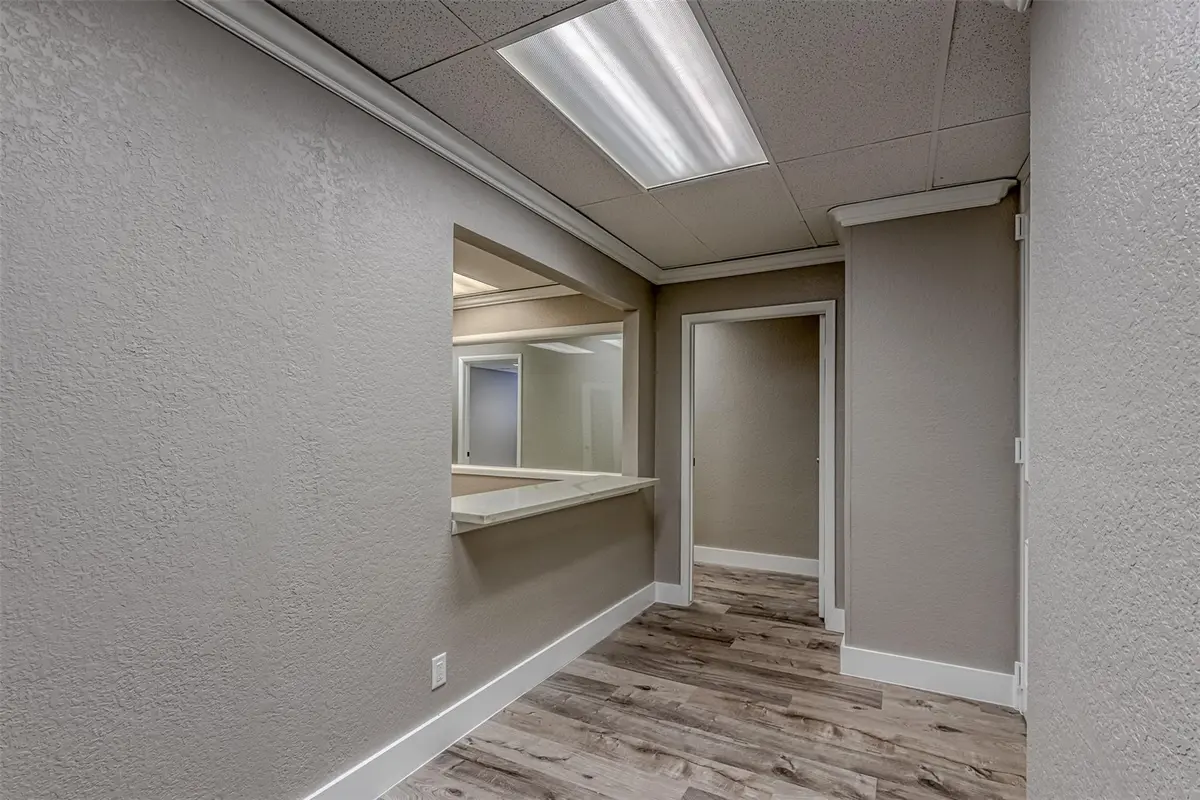 Photo 3 at 2425 50th Street 400, Fort Lauderdale