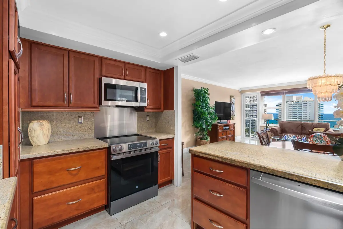 Photo 6 at 3333 NE 34th Street 1214, Fort Lauderdale