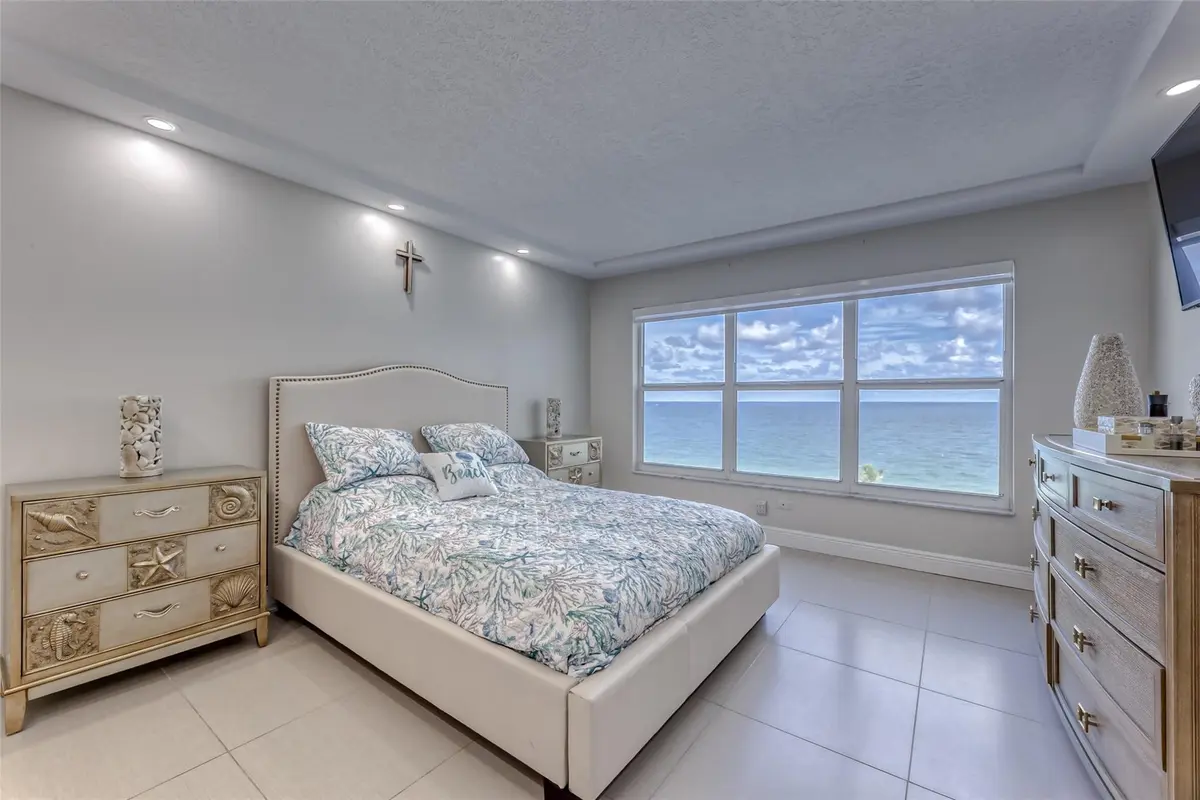 Photo 2 at 3900 Galt Ocean Drive 712, Fort Lauderdale