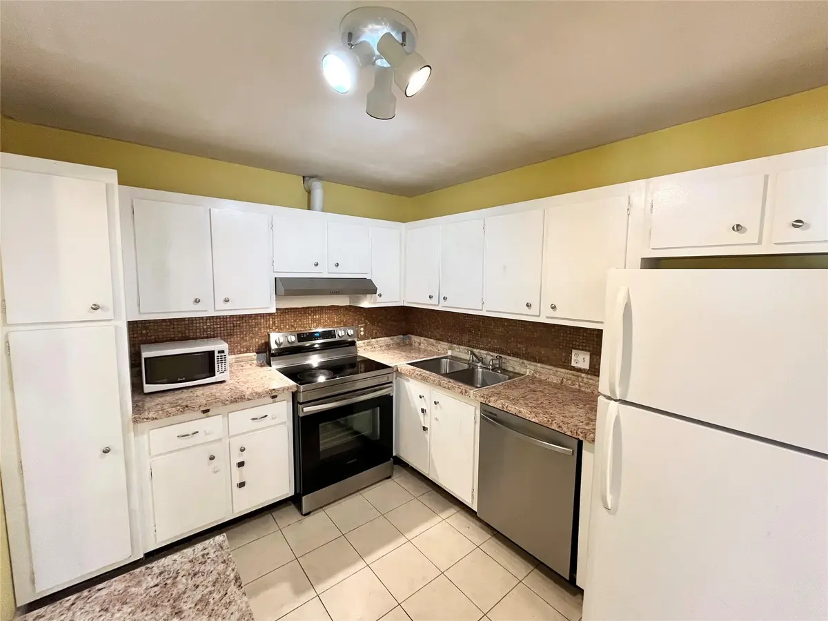 Photo 5 at 700 SE 2nd Avenue 416, Deerfield Beach