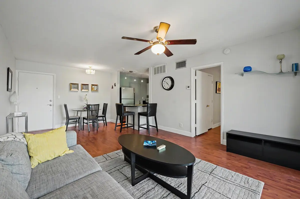 Photo 7 at 3000 NE 16th Avenue 305, Oakland Park