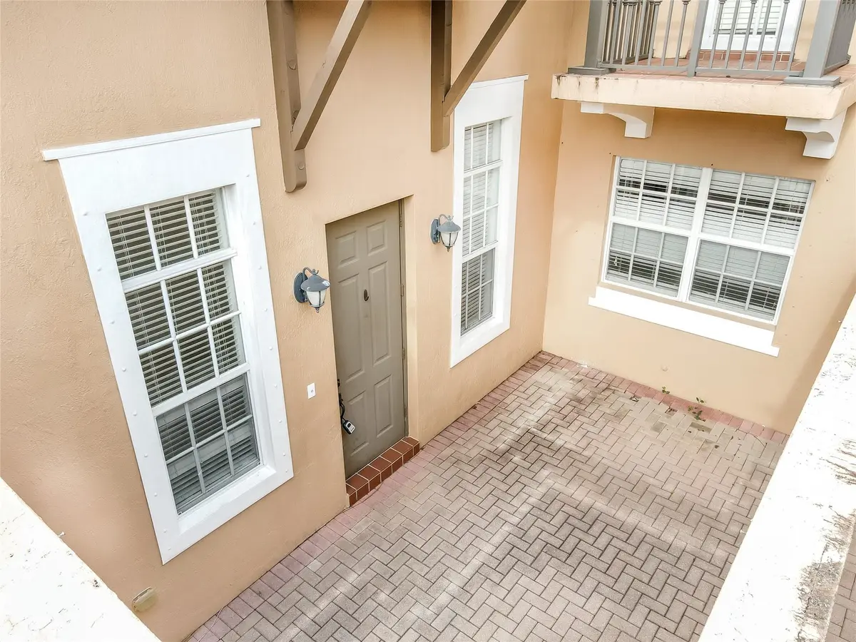 Photo 3 at 1061 SW 147th Terrace, Pembroke Pines