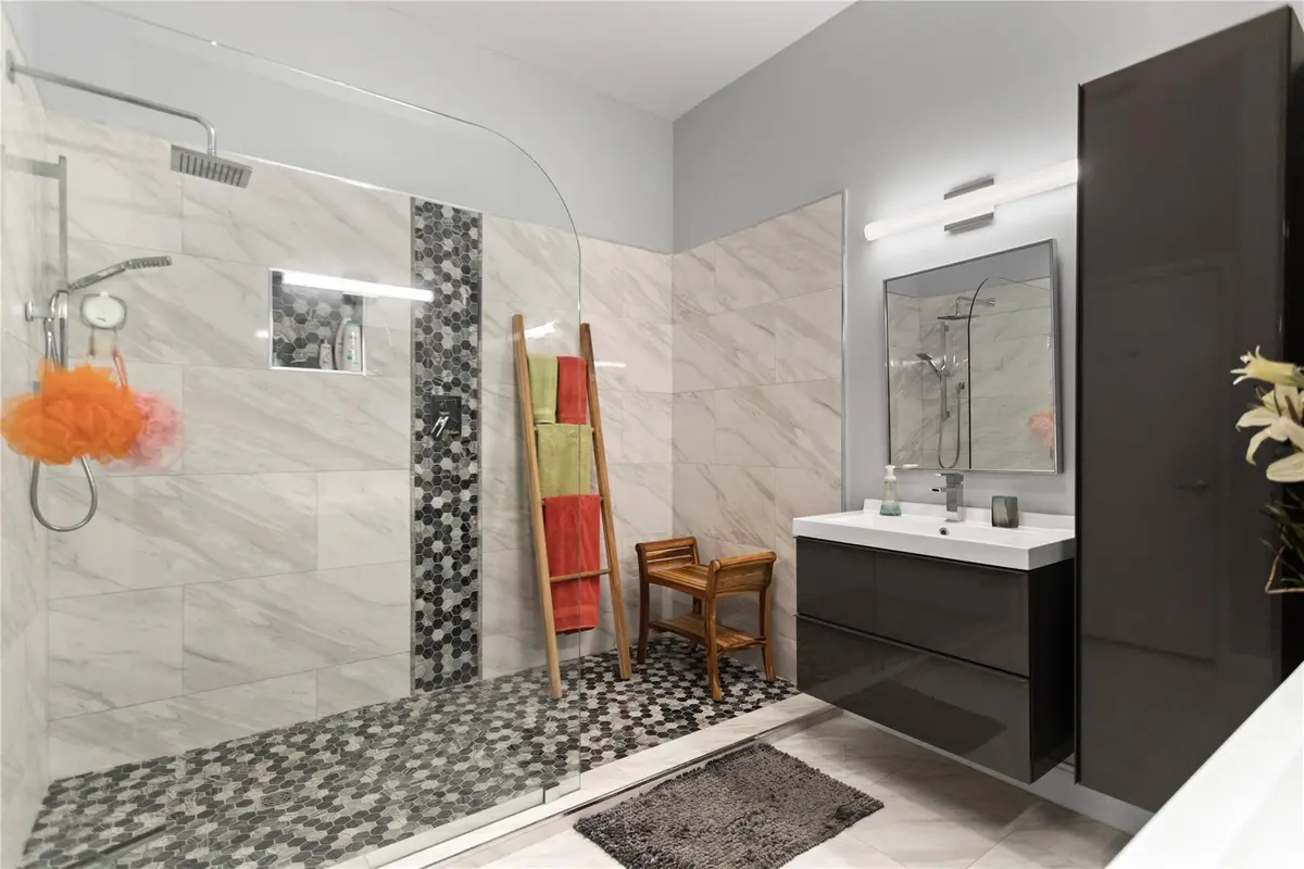 Photo 5 at 5379 Verona Drive E, Boynton Beach
