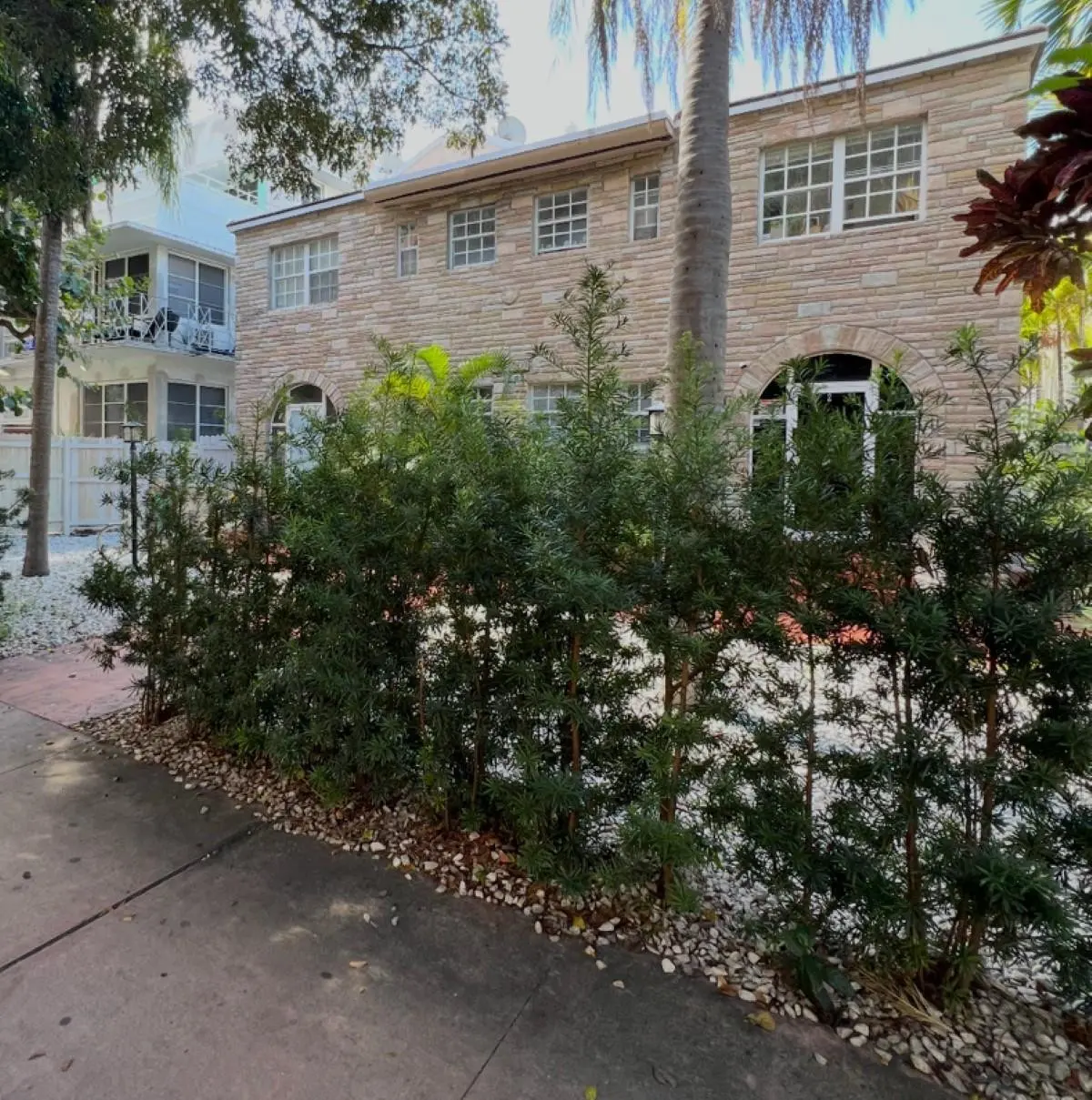 Photo 2 at 828 Pennsylvania Avenue, Miami Beach