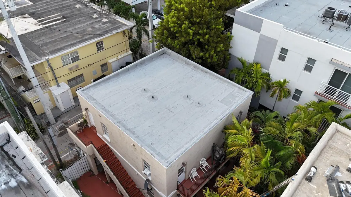 Photo 4 at 828 Pennsylvania Avenue, Miami Beach