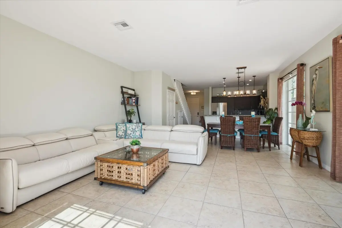Photo 7 at 2325 SE 5th Street, Pompano Beach