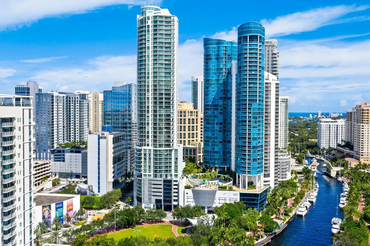 Along the New River at 100 E Las Olas Boulevard 1802, Fort Lauderdale