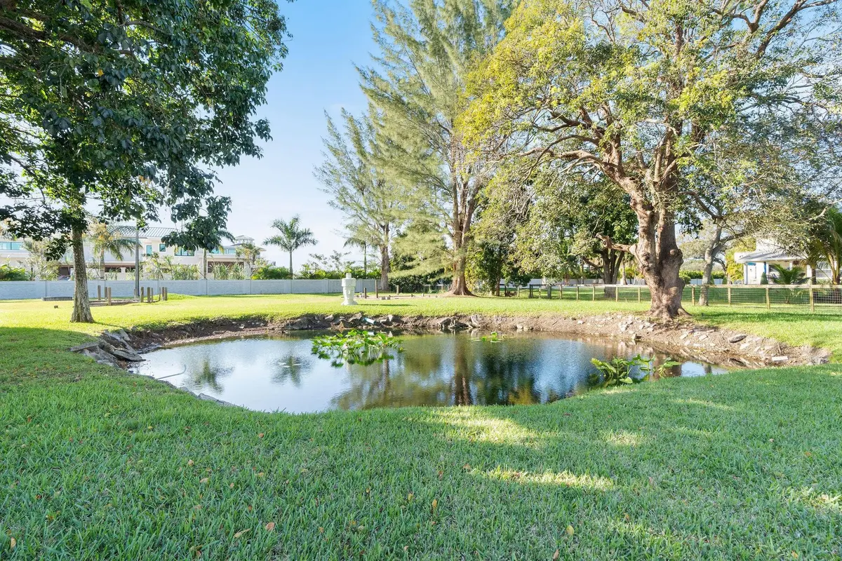 Photo 5 at 5702 SW 136 Avenue, Southwest Ranches