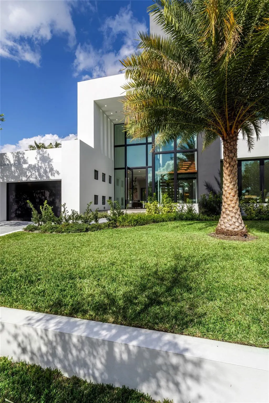 Photo 2 at 3205 Leigh Road, Pompano Beach
