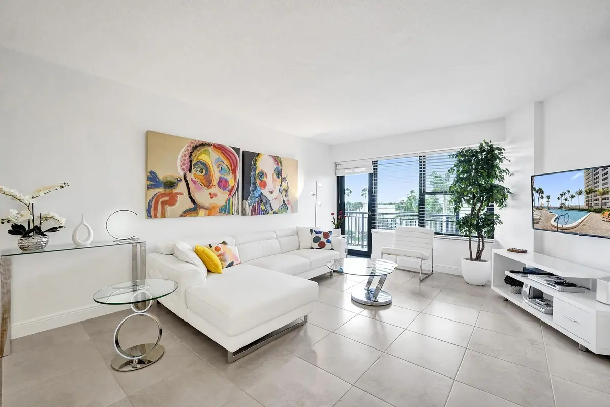 Photo 2 at 3800 Galt Ocean Drive 412, Fort Lauderdale