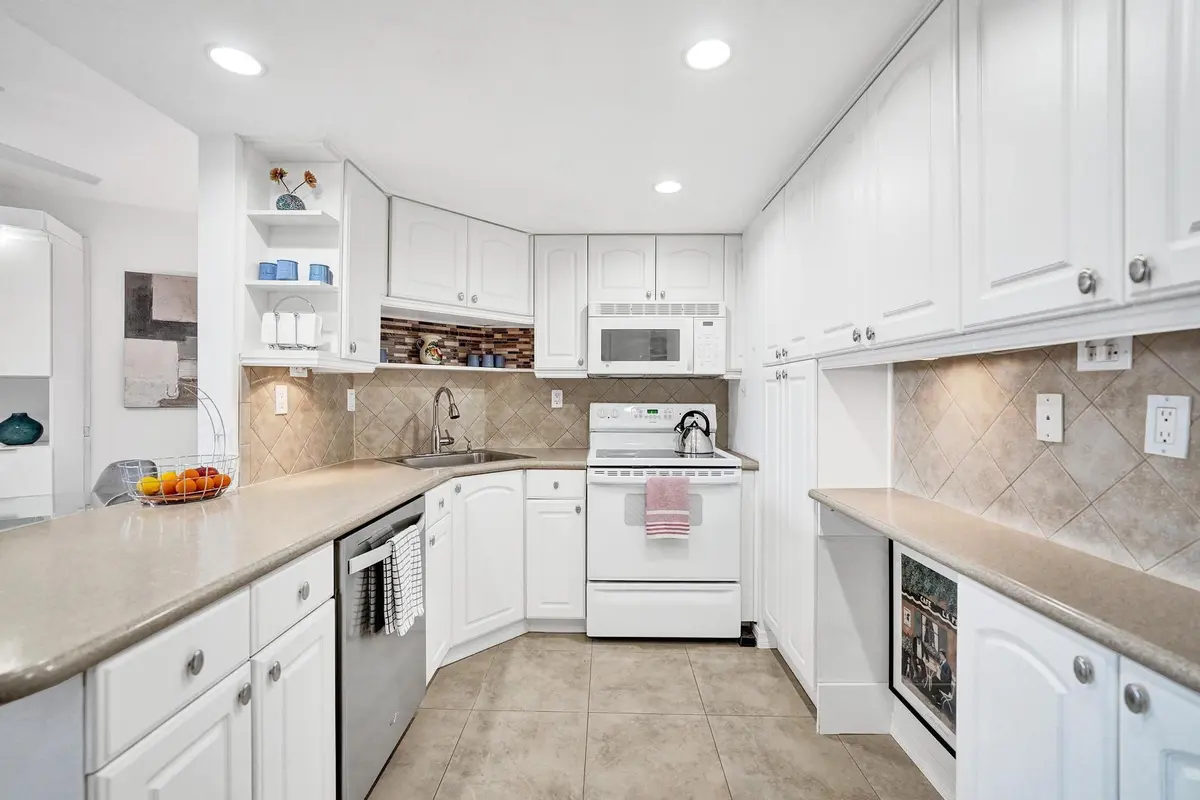 Photo 7 at 3800 Galt Ocean Drive 412, Fort Lauderdale