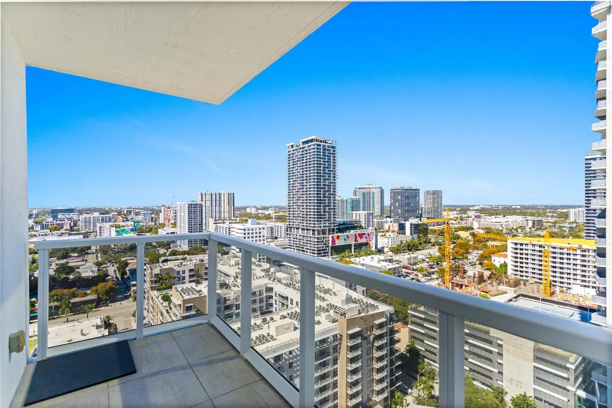 Photo 6 at 600 NE 27th Street 2301, Miami
