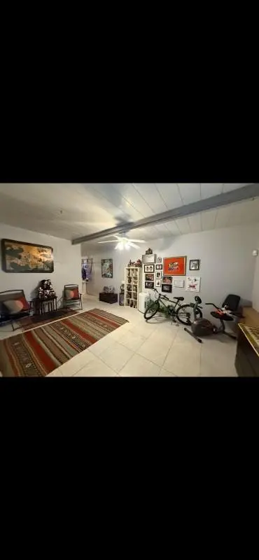 Photo 4 at 2610 Pierce Street, Hollywood