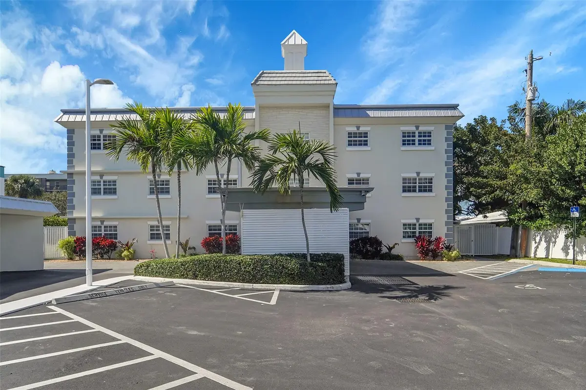 Photo 5 at 1439 S Ocean Boulevard 105, Lauderdale-By-The-Sea
