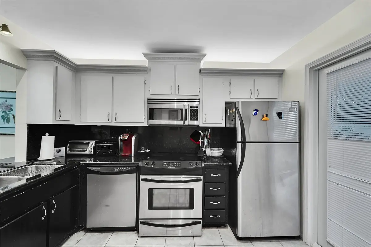 Photo 8 at 1439 S Ocean Boulevard 105, Lauderdale-By-The-Sea