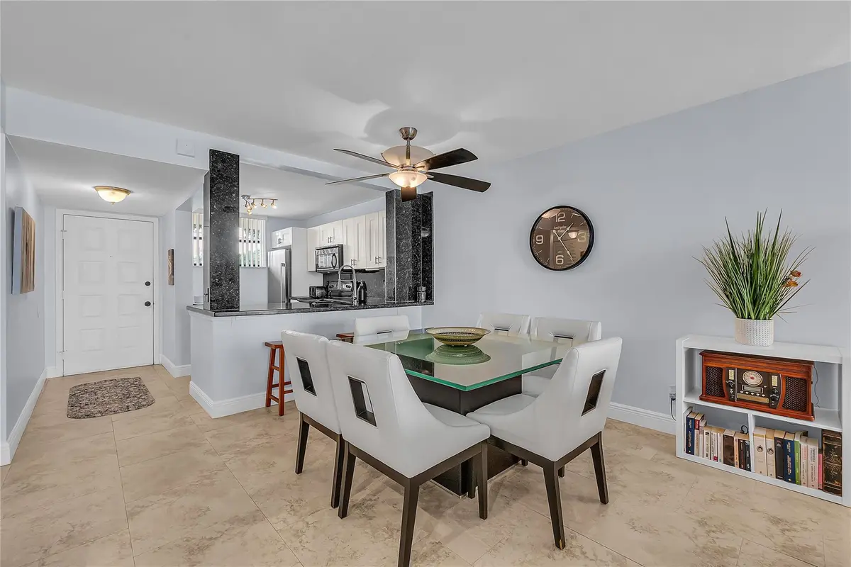 Photo 4 at 112 Lake Emerald Drive 104, Oakland Park