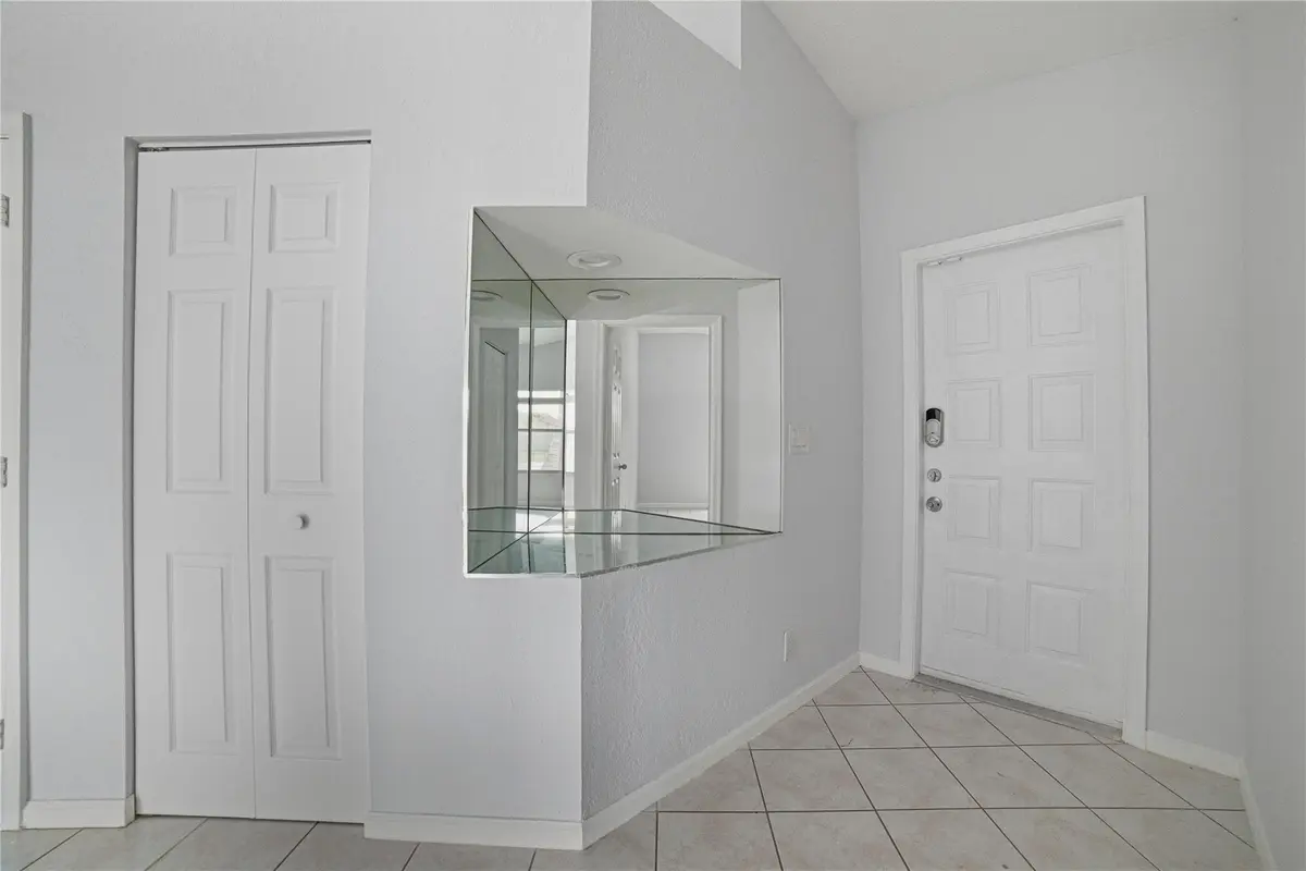 Photo 3 at 711 NW 182nd Way, Pembroke Pines