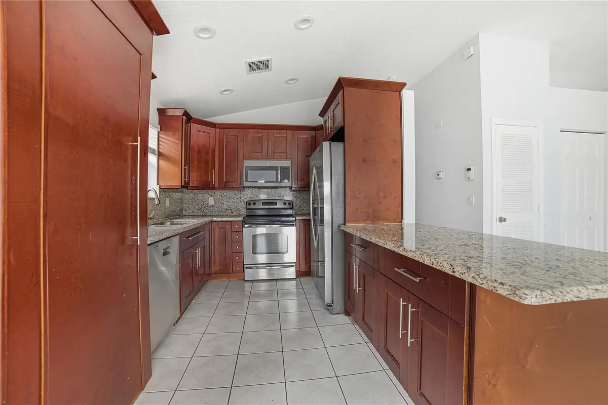 Photo 8 at 711 NW 182nd Way, Pembroke Pines