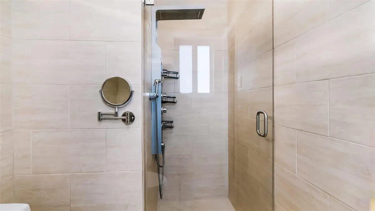 Photo 4 at 3140 Sheridan Lane, Hollywood