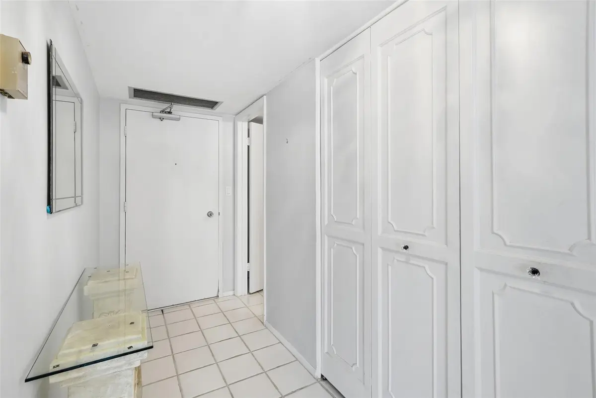 Photo 7 at 3550 Galt Ocean Drive 1704, Fort Lauderdale