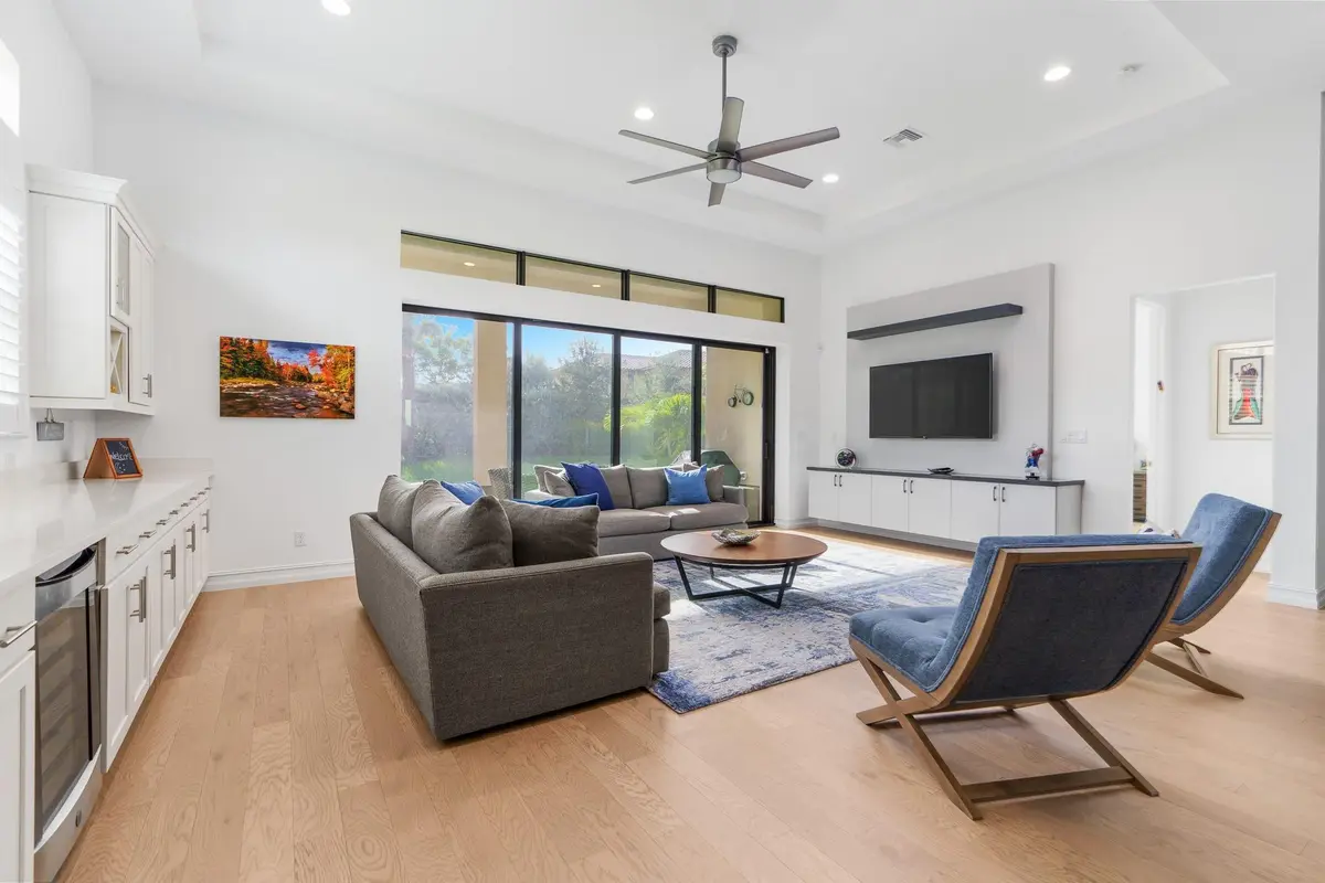 Photo 8 at 9121 Porto Way, Parkland