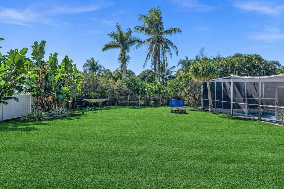 Photo 42 at 895 NW 87th Avenue, Coral Springs