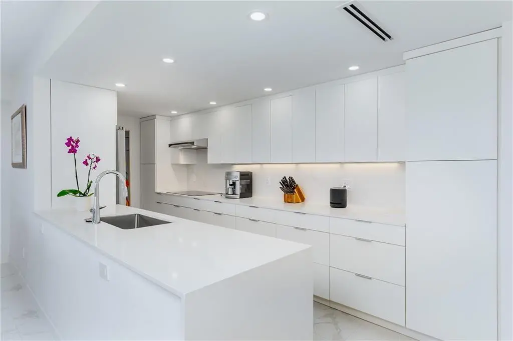 Photo 8 at 3200 NE 36th Street 1005, Fort Lauderdale