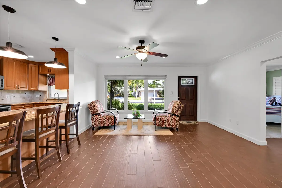 Photo 8 at 4401 NE 18th Avenue, Oakland Park