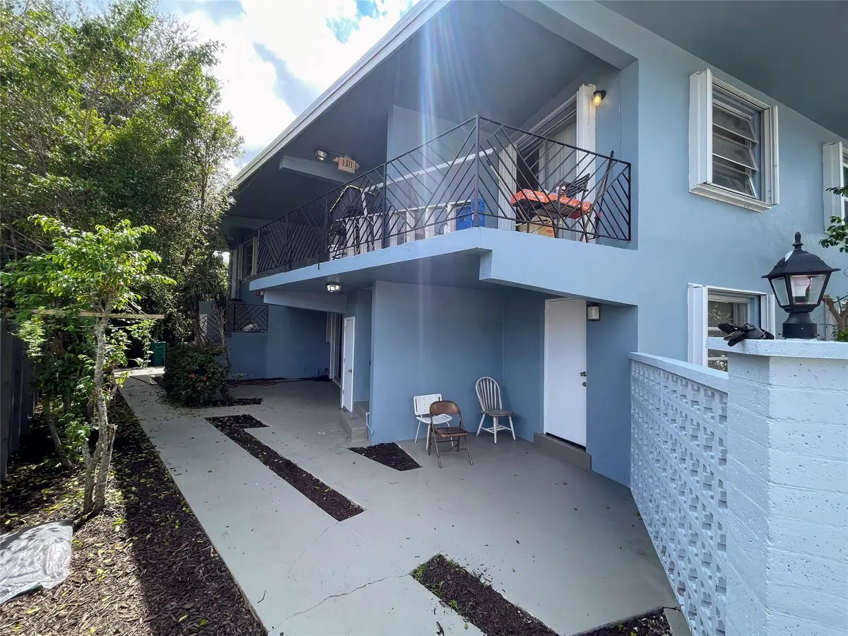 Photo 6 at 3760 SW 1st Street, Fort Lauderdale