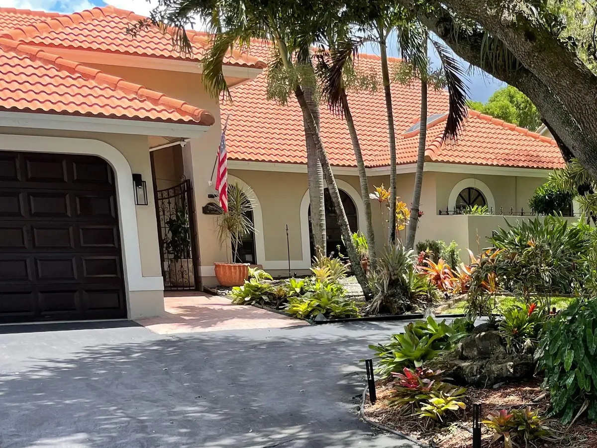 Photo 2 at 8472 NW 52nd Place, Coral Springs