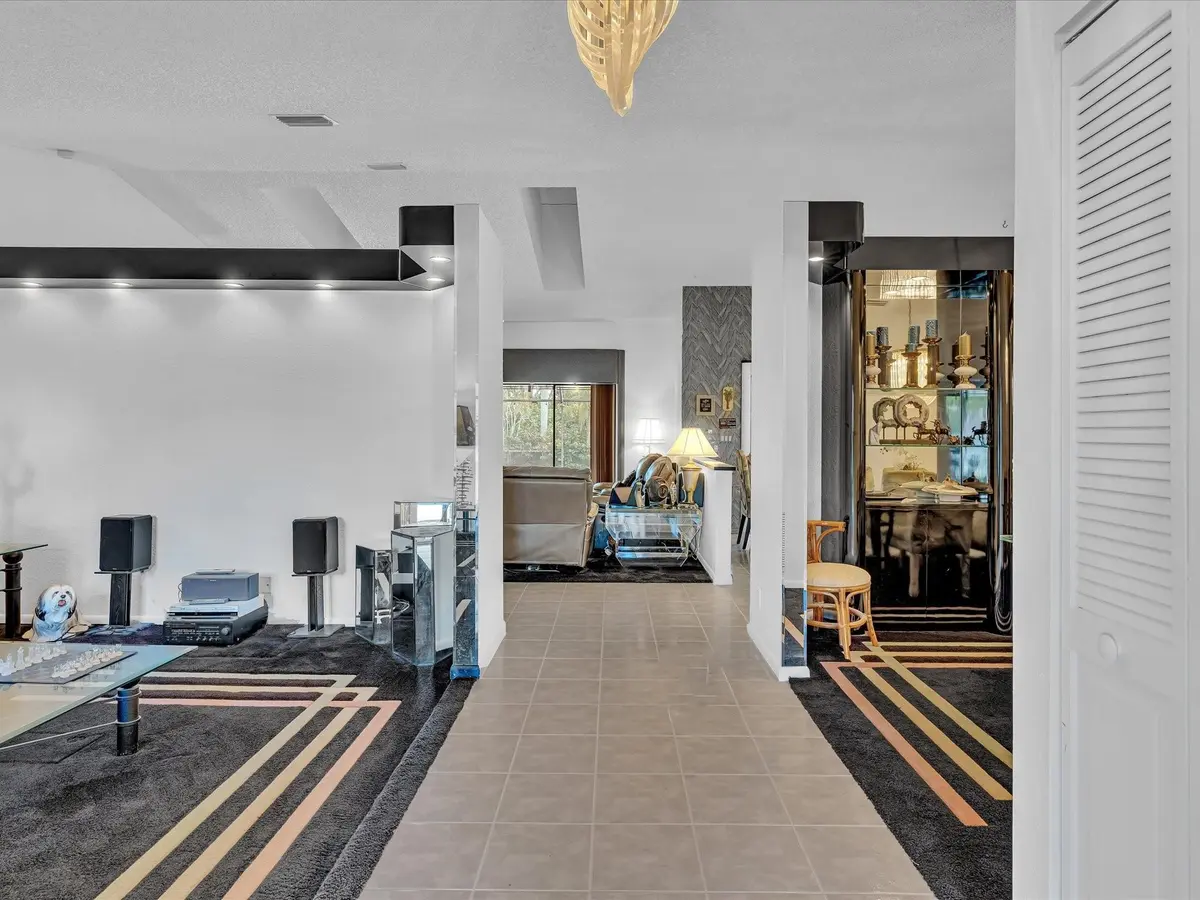 Photo 7 at 5355 N Springs Way, Coral Springs