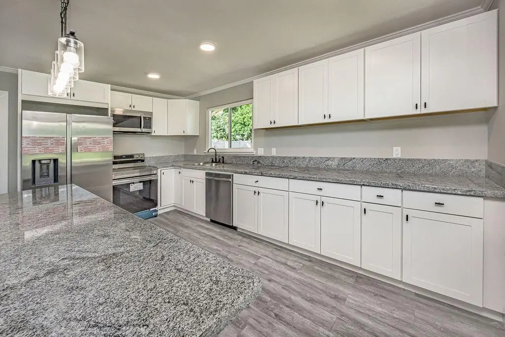 Photo 2 at 300 Riomar Drive, Port St. Lucie