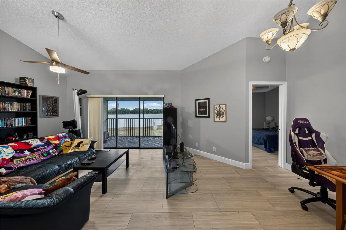 Photo 5 at 204 Lincoln Court 204, Deerfield Beach