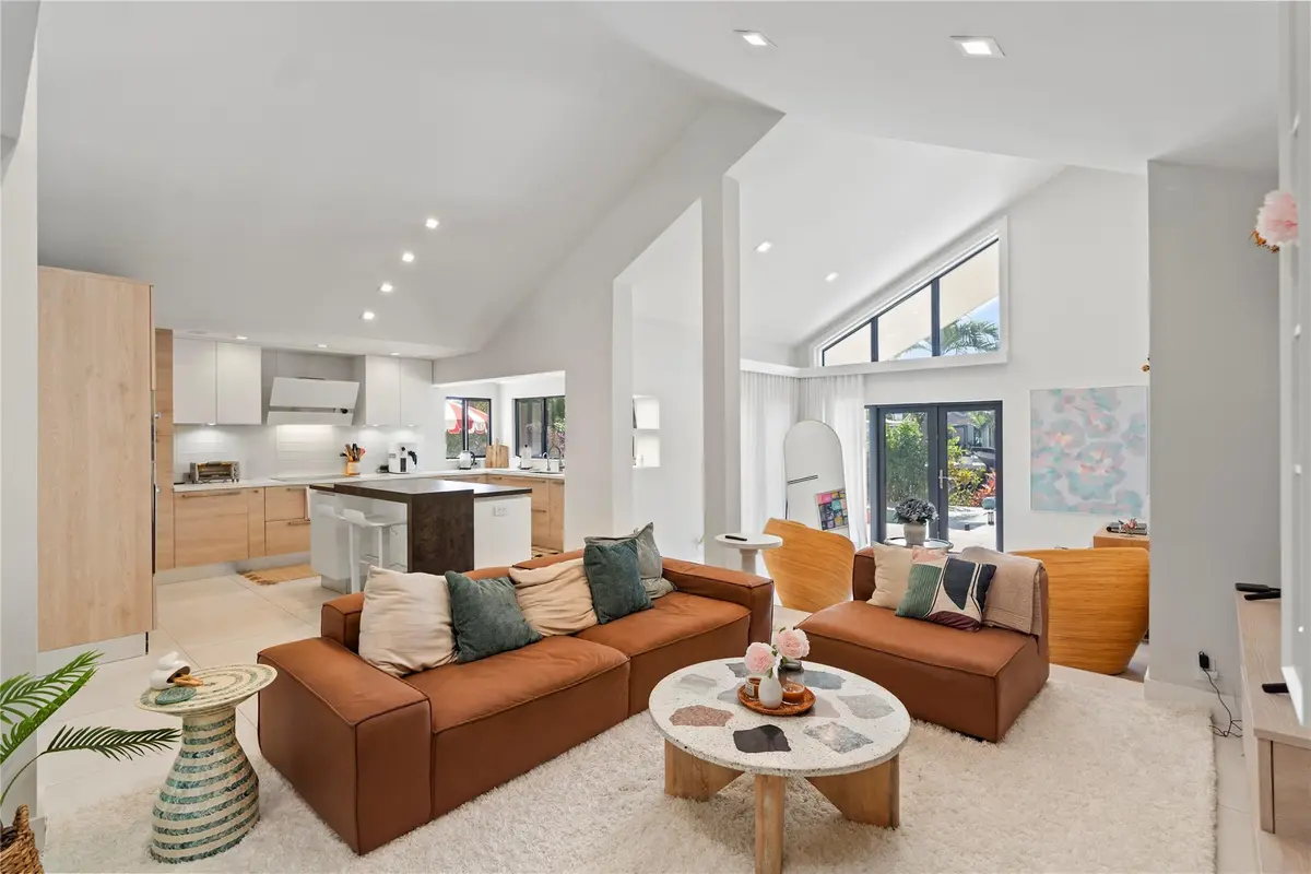 LIVING ROOM/ KITCHEN at 2430 NE 49th Street, Lighthouse Point