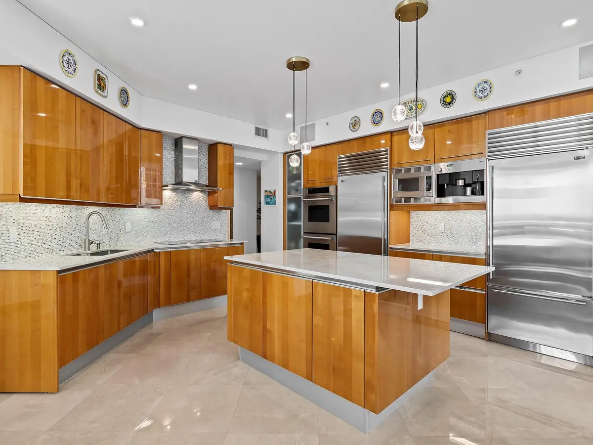 Photo 9 at 333 Las Olas Way Unit 910, Fort Lauderdale