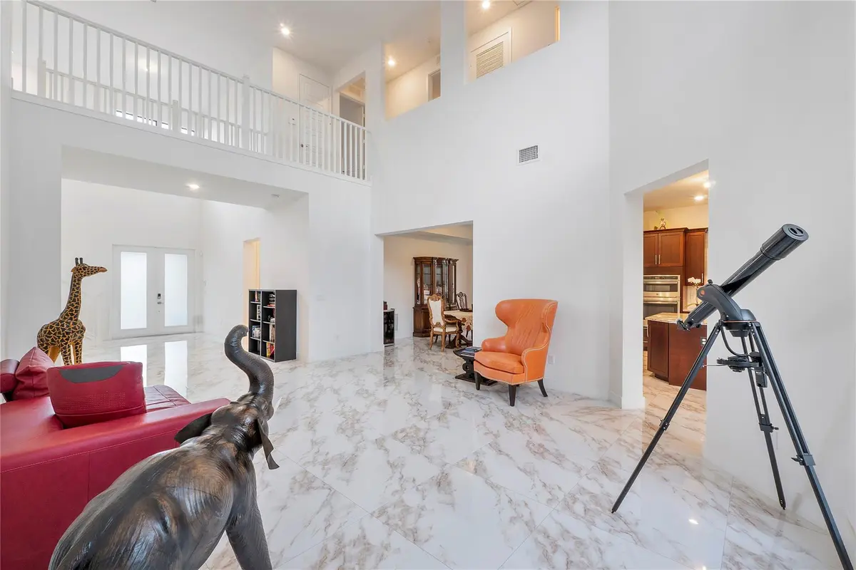 Photo 11 at 10472 Cobalt Court, Parkland