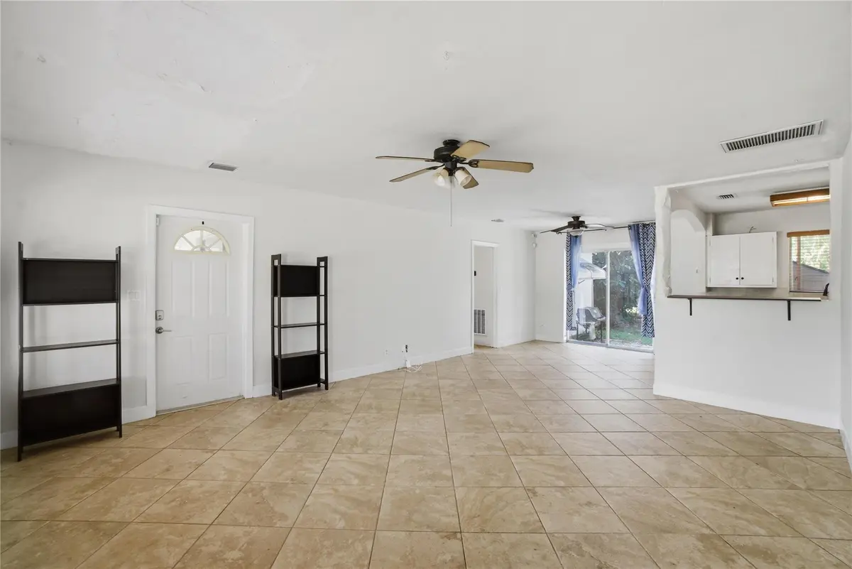 Photo 5 at 510 S 29th Court, Hollywood