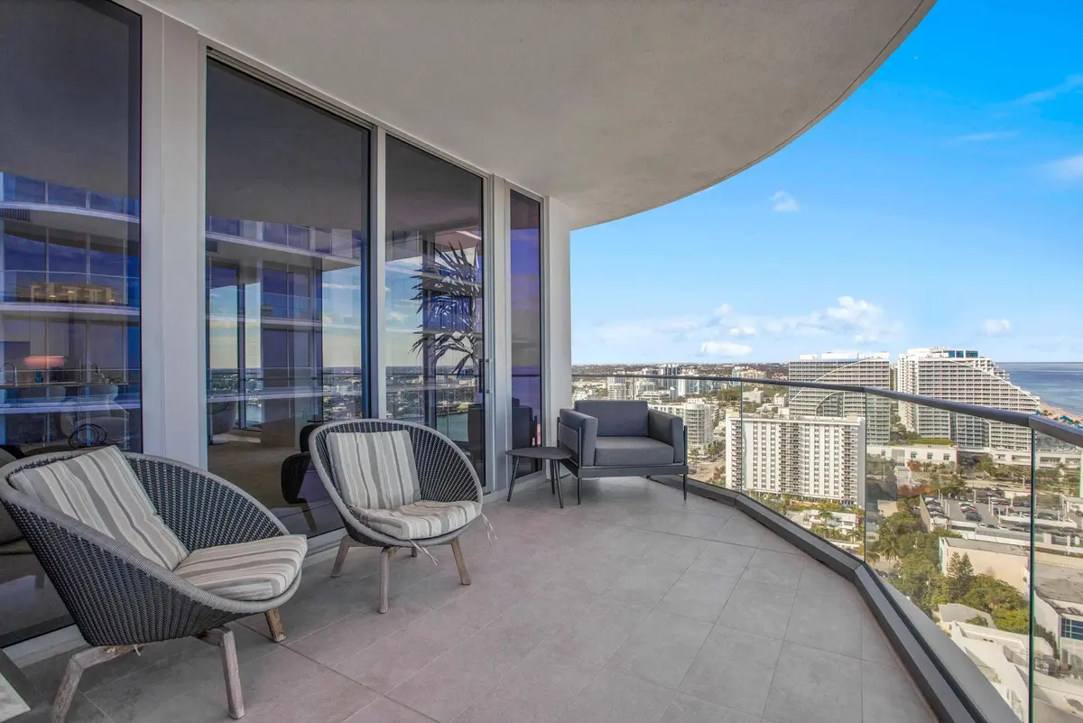 Photo 5 at 153 N Seabreeze Boulevard 2205, Fort Lauderdale