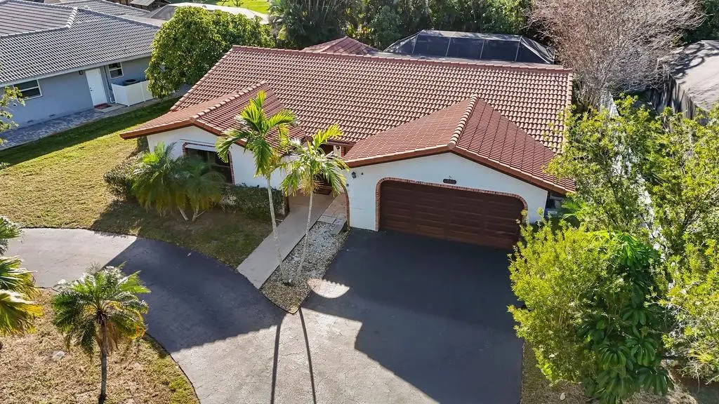 Photo 1 at 1060 NW 82nd Avenue, Coral Springs