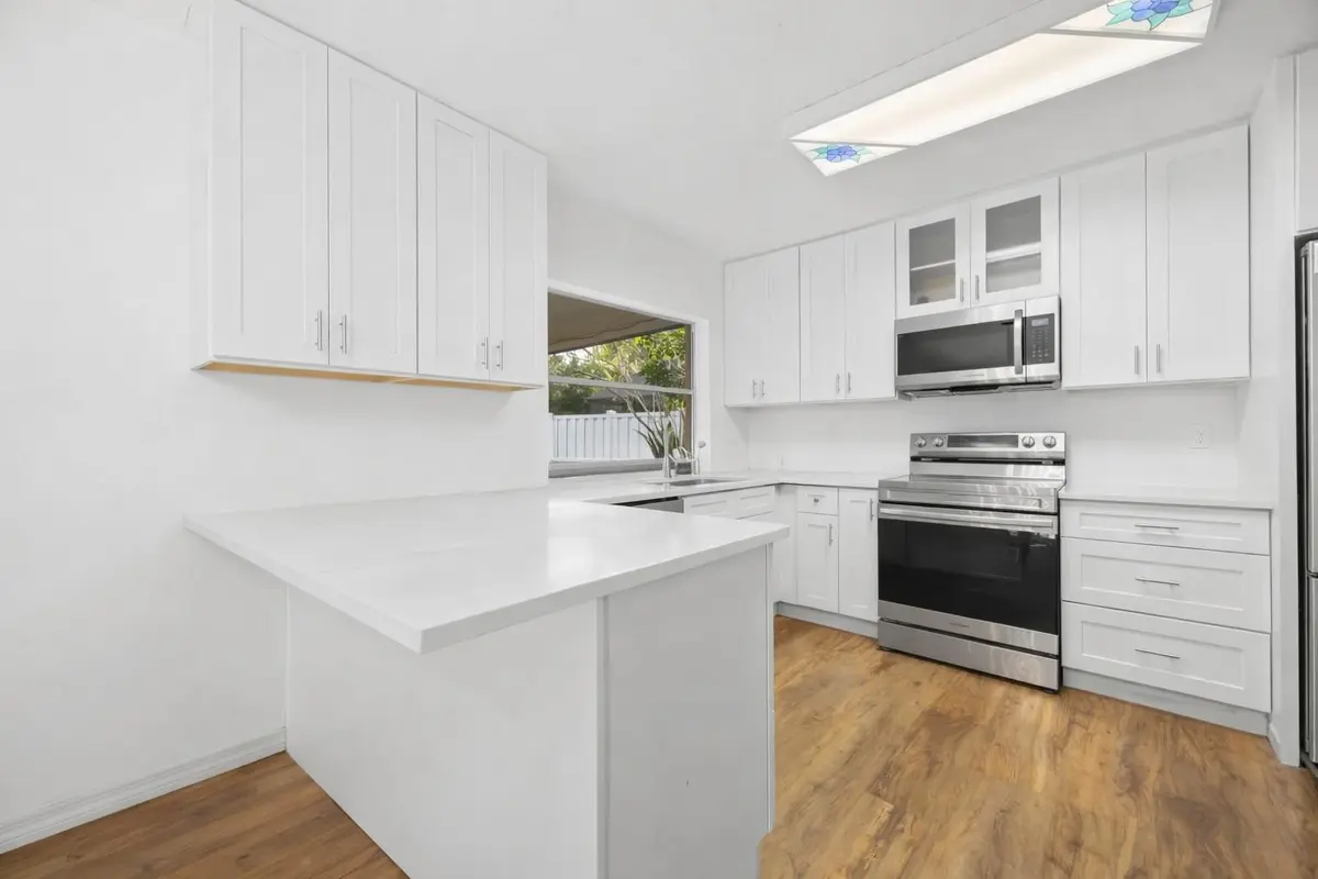 Photo 5 at 1060 NW 82nd Avenue, Coral Springs