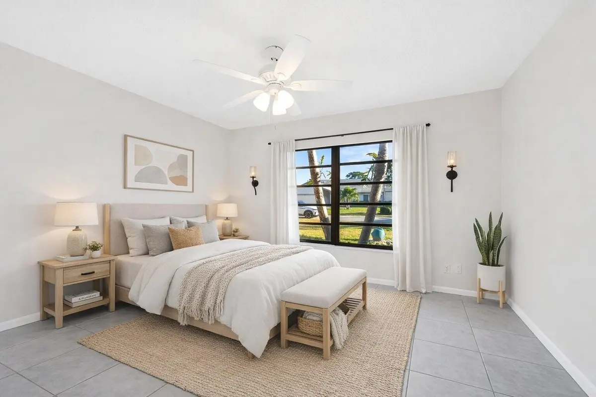 Photo 7 at 6053 Petaluma Drive, Boca Raton