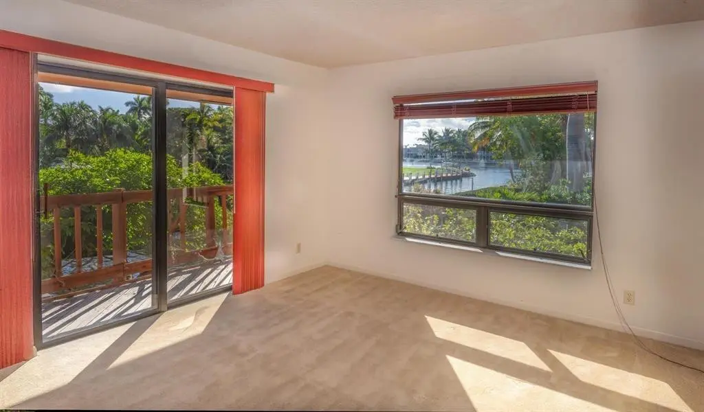 Photo 4 at 516 Bontona Avenue, Fort Lauderdale