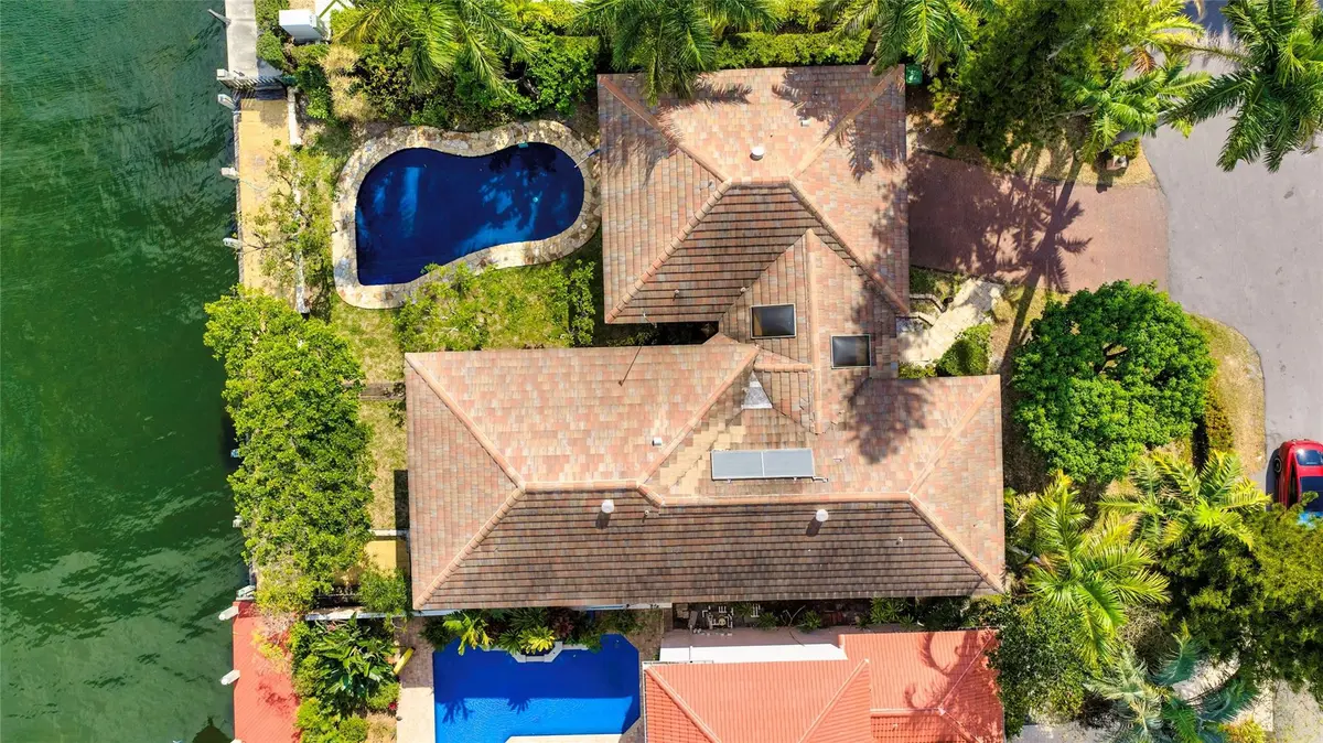 Photo 7 at 516 Bontona Avenue, Fort Lauderdale