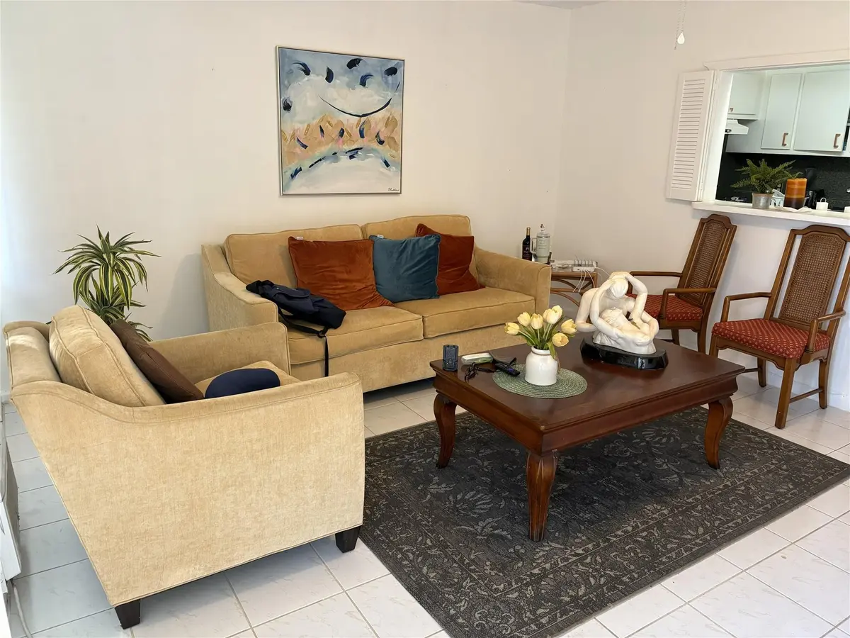 Photo 5 at 91 Preston C C, Boca Raton