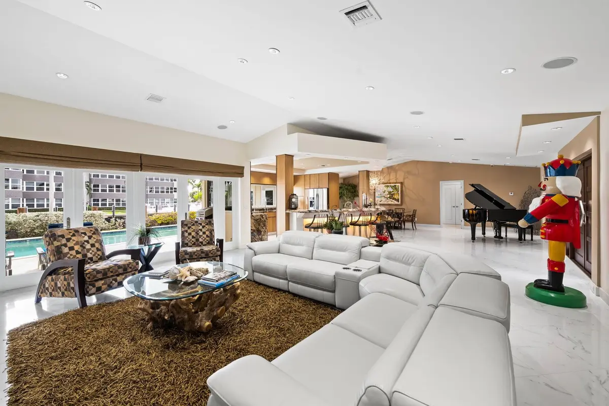 Photo 2 at 5201 NE 32 Avenue, Fort Lauderdale