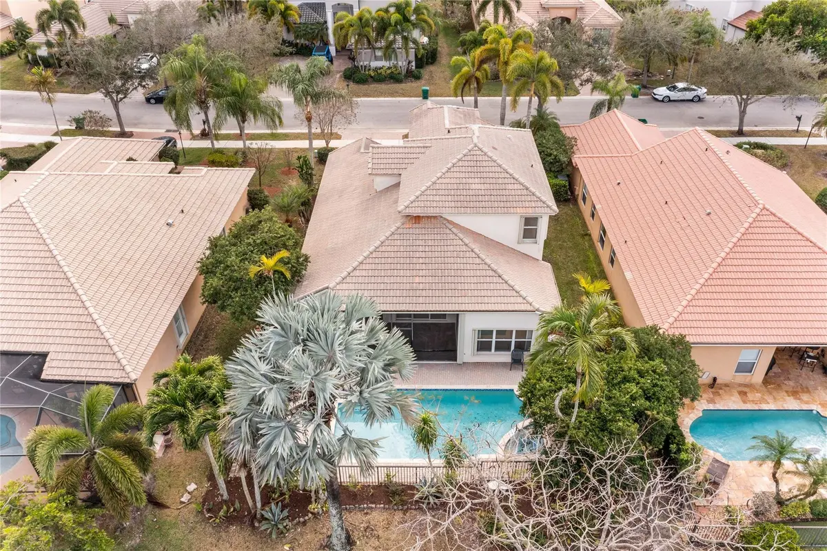 Photo 2 at 11217 NW 68th Place, Parkland