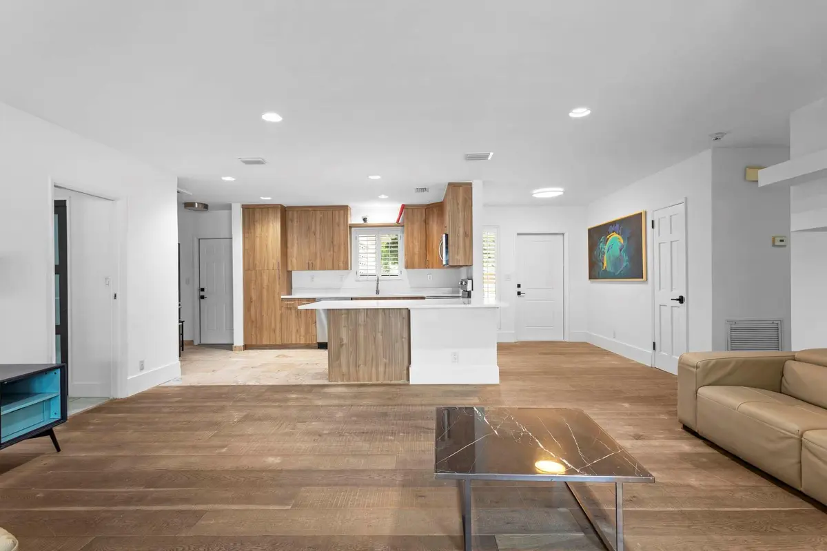 Photo 6 at 715 NE 25th Avenue, Pompano Beach
