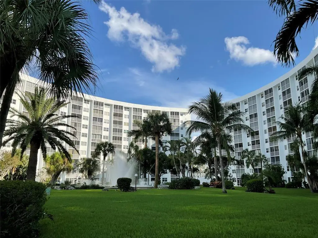 Photo 4 at , Pompano Beach